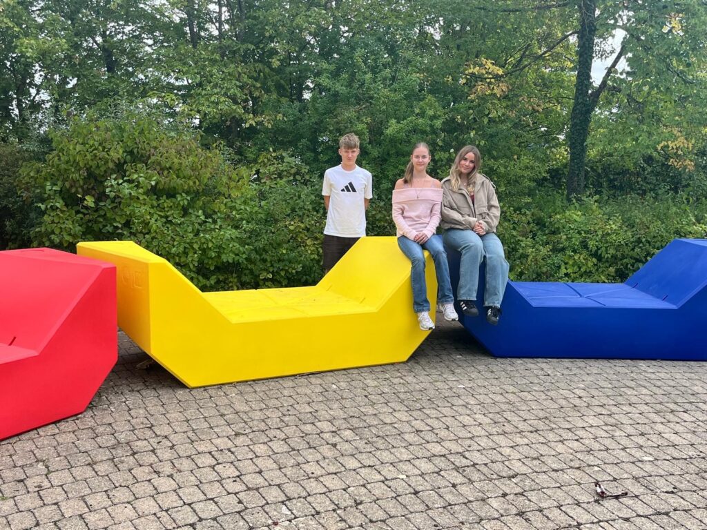 Neue Sitzgelegenheiten